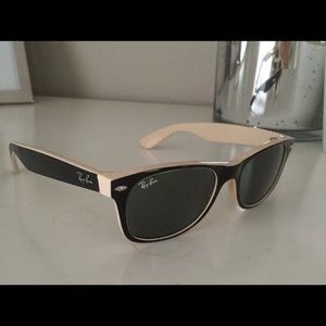 Ray-Ban Wayfarers Tan/Black